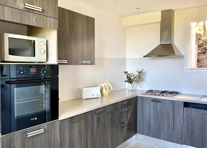 Weingut Punta Della Guardia Panorama Von Macchia Und By Interhome