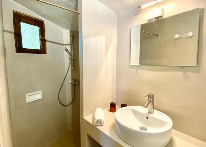 Weingut Punta Della Guardia Panorama Von Macchia Und By Interhome